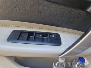 Nissan Qashqai+2 2011-thumb-13
