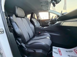 Peugeot 3008 2018 Allure (Δερμάτινα/Keyles/360 κάμερες)-thumb-19