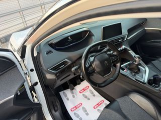 Peugeot 3008 2018 Allure (Δερμάτινα/Keyles/360 κάμερες)-thumb-15