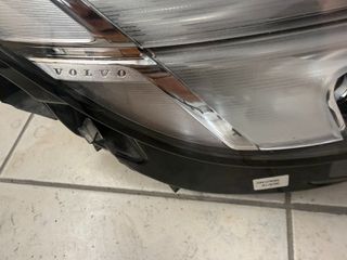 VOLVO S90-thumb-2