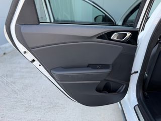 Kia Ceed / cee'd 2019 GT-LINE 1.6CRDI / AUTO ΛΑΖΑΡΙΔΗΣ-thumb-40