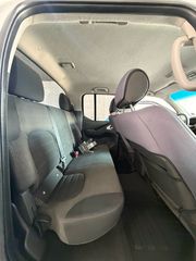 Nissan Navara 2015-thumb-13