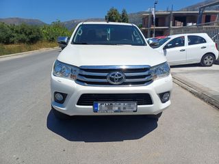 Toyota Hilux 2018-thumb-1