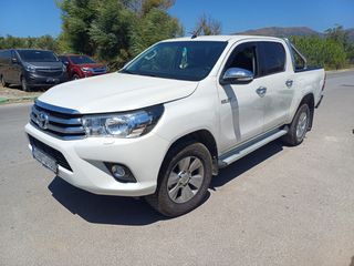 Toyota Hilux 2018-thumb-2