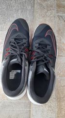 Παπουτσια μασκετ nike