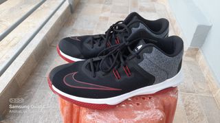Παπουτσια μασκετ nike-thumb-2