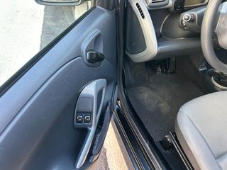Smart ForTwo 2010 0.8 CDI EURO 5-thumb-12