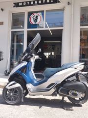 Piaggio MP3 300 2012-thumb-1