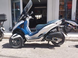 Piaggio MP3 300 2012-thumb-4