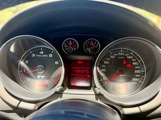 Audi TT 2008-thumb-11
