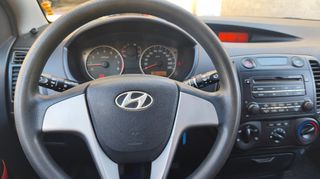 Hyundai i 20 2009-thumb-4