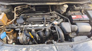 Hyundai i 20 2009-thumb-7