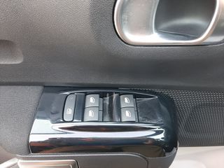 Citroen C3 2018 1,2/ 110 HP - FULL EXTRA (CLIMA-NAVI-CAMERA-ΘΕΡΜΑΙΝΟΜΕΝΑ)-thumb-26