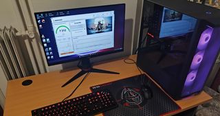 Πλήρες gaming σύστημα μαζί με οθόνη/πληκτρολόγιο/ποντίκι