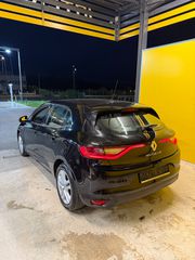 Renault Megane 2018 1.2 TCe Ergy play-thumb-2