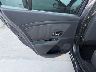 Renault Megane 2012 1.2TCe / AUTO ΛΑΖΑΡΙΔΗΣ-thumb-27