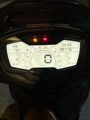Piaggio Beverly 300 2023-thumb-5