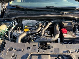 Renault Clio 2019-thumb-12