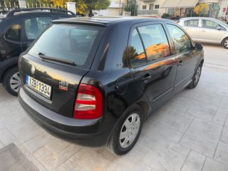 Skoda Fabia 2006-thumb-2