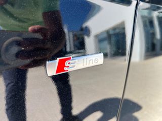 Audi A4 2010 S LINE-thumb-8