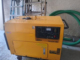 Γεννήτρια Kipor 2010 KDE6500T-thumb-4