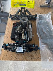 Off-Road Associated 2025 Team associated RC8b4.1