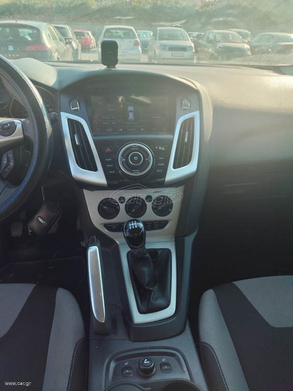 Ford Focus 2013 TURBO