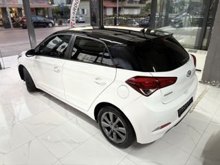 Hyundai i 20 2016 ACTIVE BI-TONE 1.4 DIESEL EURO 6!!!-thumb-4