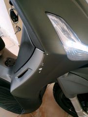Piaggio Beverly 300i 2019-thumb-3