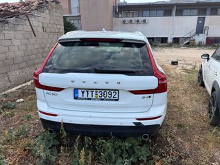 Volvo XC 60 2020-thumb-3