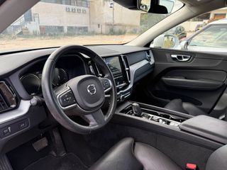 Volvo XC 60 2020-thumb-10