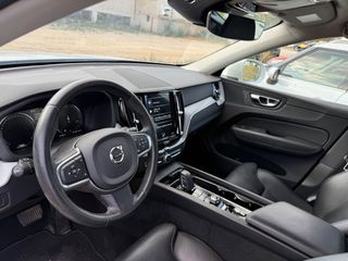 Volvo XC 60 2020-thumb-14