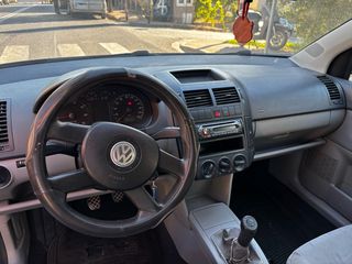 Volkswagen Polo 2006-thumb-5