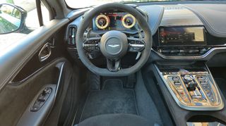 Aston Martin DBX 2025 DBX S 4.0 V8 727hp / Facelift / Full PPF / Malachite Green-thumb-30