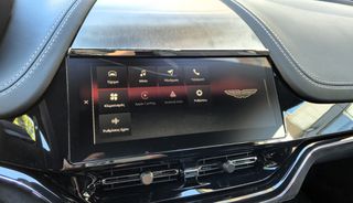 Aston Martin DBX 2025 DBX S 4.0 V8 727hp / Facelift / Full PPF / Malachite Green-thumb-37