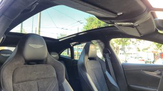 Aston Martin DBX 2025 DBX S 4.0 V8 727hp / Facelift / Full PPF / Malachite Green-thumb-45