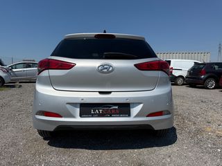 Hyundai i 20 2016 1.2 PASSION , full extra , book service !-thumb-4