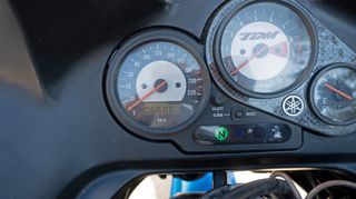 Yamaha TDM 850 2001-thumb-12