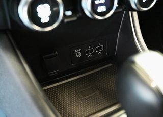Renault Captur 2020 DYNAMIC ΑΥΤΟΜΑΤΟ NAVI ΔΕΡΜΑ LED F.EXTRA-thumb-24