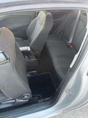 Opel Corsa 2016-thumb-2
