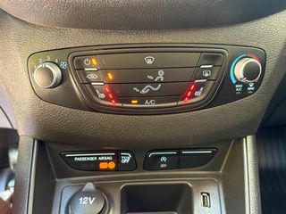 Ford Transit Courier 2021 1.5tdci 101ps*Οθονη*Full Extra*Euro6D*Βook Service*-thumb-22