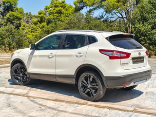 Nissan Qashqai 2017 4X4 BLACK EDITION CAM360-thumb-10