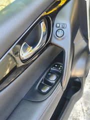 Nissan Qashqai 2017 4X4 BLACK EDITION CAM360-thumb-45