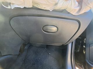 Ντουλαπάκι Ταμπλό Συνοδηγού Citroën C3 2001-2009 (Glove Box)