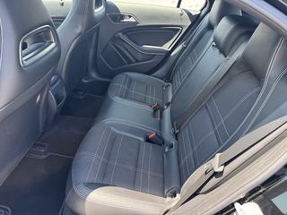 Mercedes-Benz A 160 2016 1.6 URBAN-thumb-12