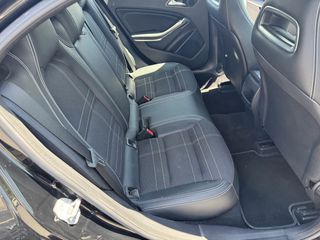 Mercedes-Benz A 160 2016 1.6 URBAN-thumb-15