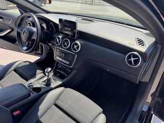 Mercedes-Benz A 160 2016 1.6 URBAN-thumb-18