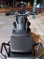 Moto Guzzi V 85 TT 2022 Guardia D'Onore-thumb-7
