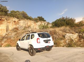 Dacia Duster 2012-thumb-23