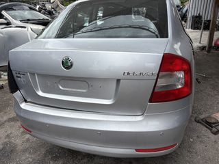 Skoda Octavia 2010 1.2TSI-thumb-1